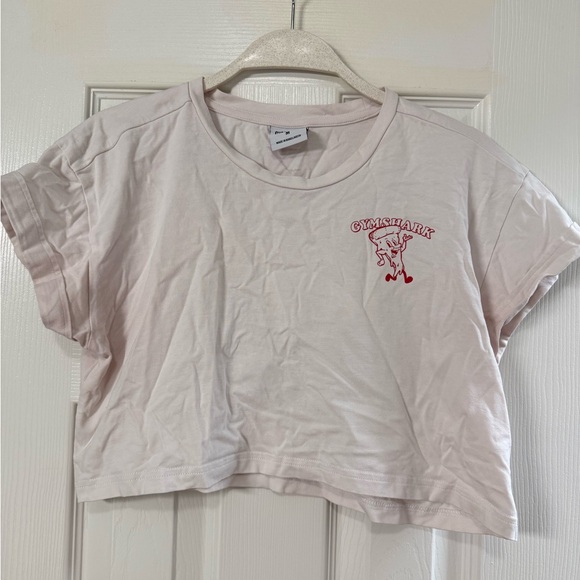 Gymshark Tops - Gymshark Light Pink Logo Crop Top